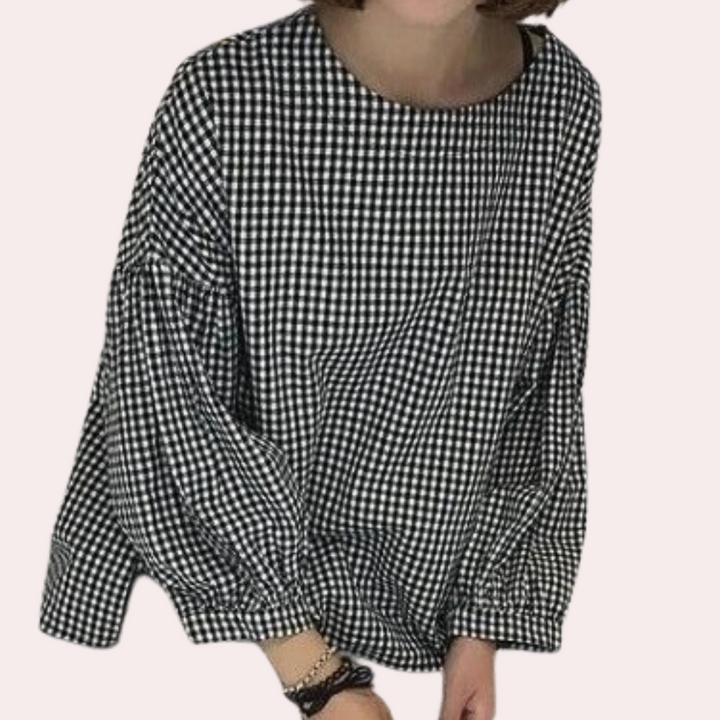 VANESSA - Elegant women's blouse of irresistible class