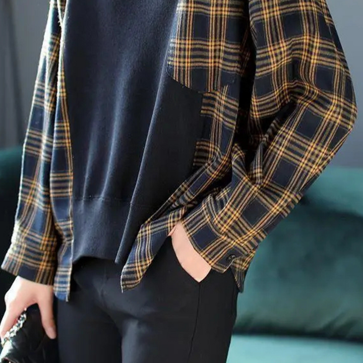 Elegant women's jumper in fashionable check AMELY